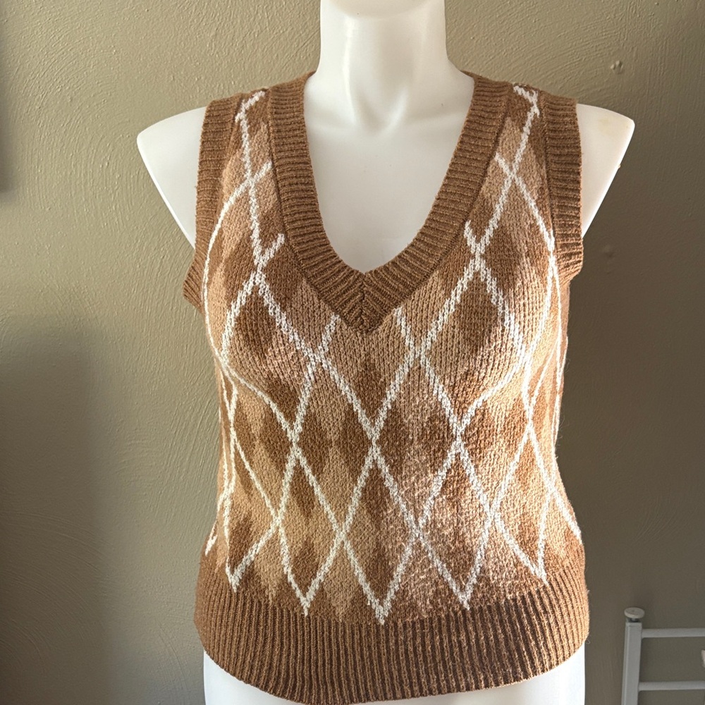 Pink Rose Classic Argyle V-Neck Sweater Vest